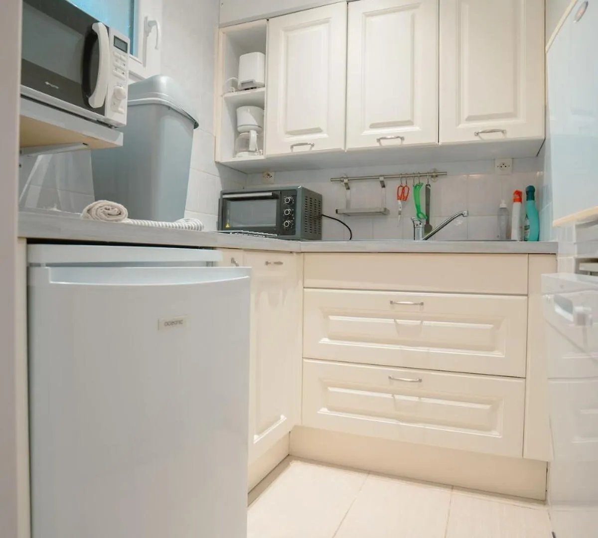 Studio Cote Jardin Greoux-les-Bains Apartment